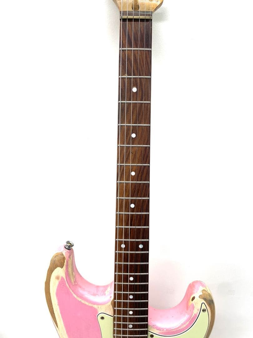 Relic Custom Stratocaster Type Pink HSS Component