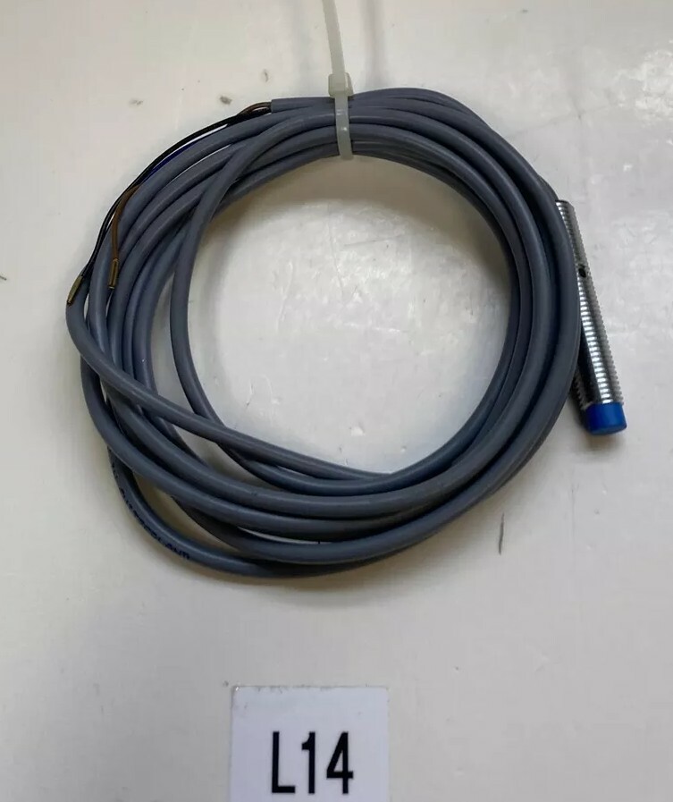 New CONTRINEX DW-AD-513-M8 PROXIMITY SWITCH N.O. INDUCTIVE Fast Shipping