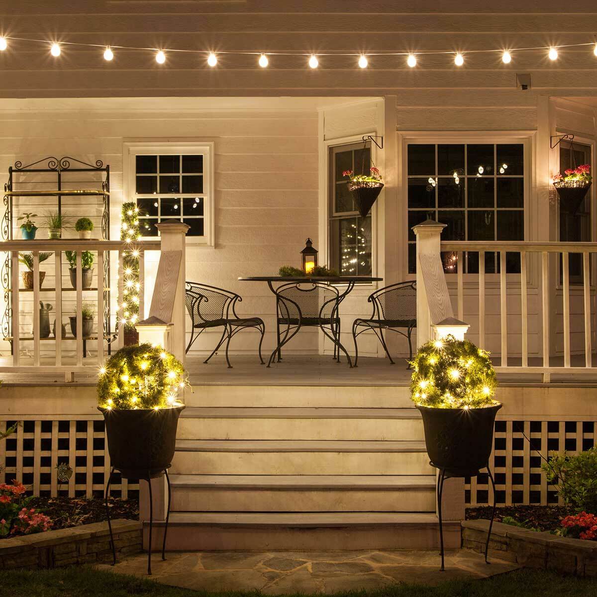 10'-50' White Patio Light Socket Stringer, 12" Spacing, E17 Sockets, 8A, SPT1