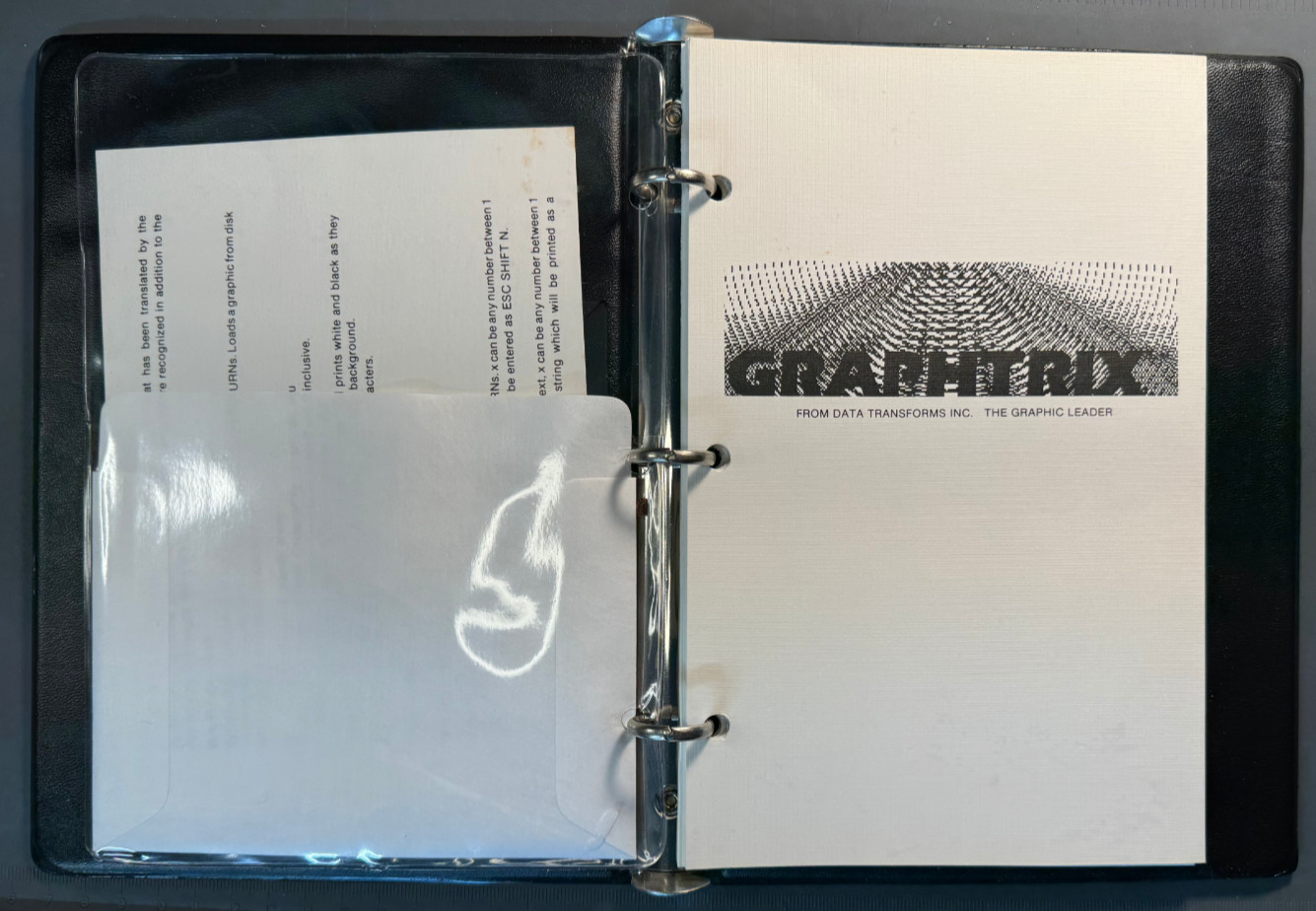 Graphtrix 1.3 Apple II 5.25 Floppy Software Manual Binder Untested