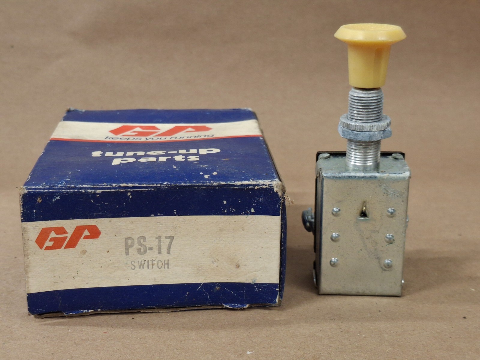 GP Guaranteed Parts PS-17 Switch NOS NEW