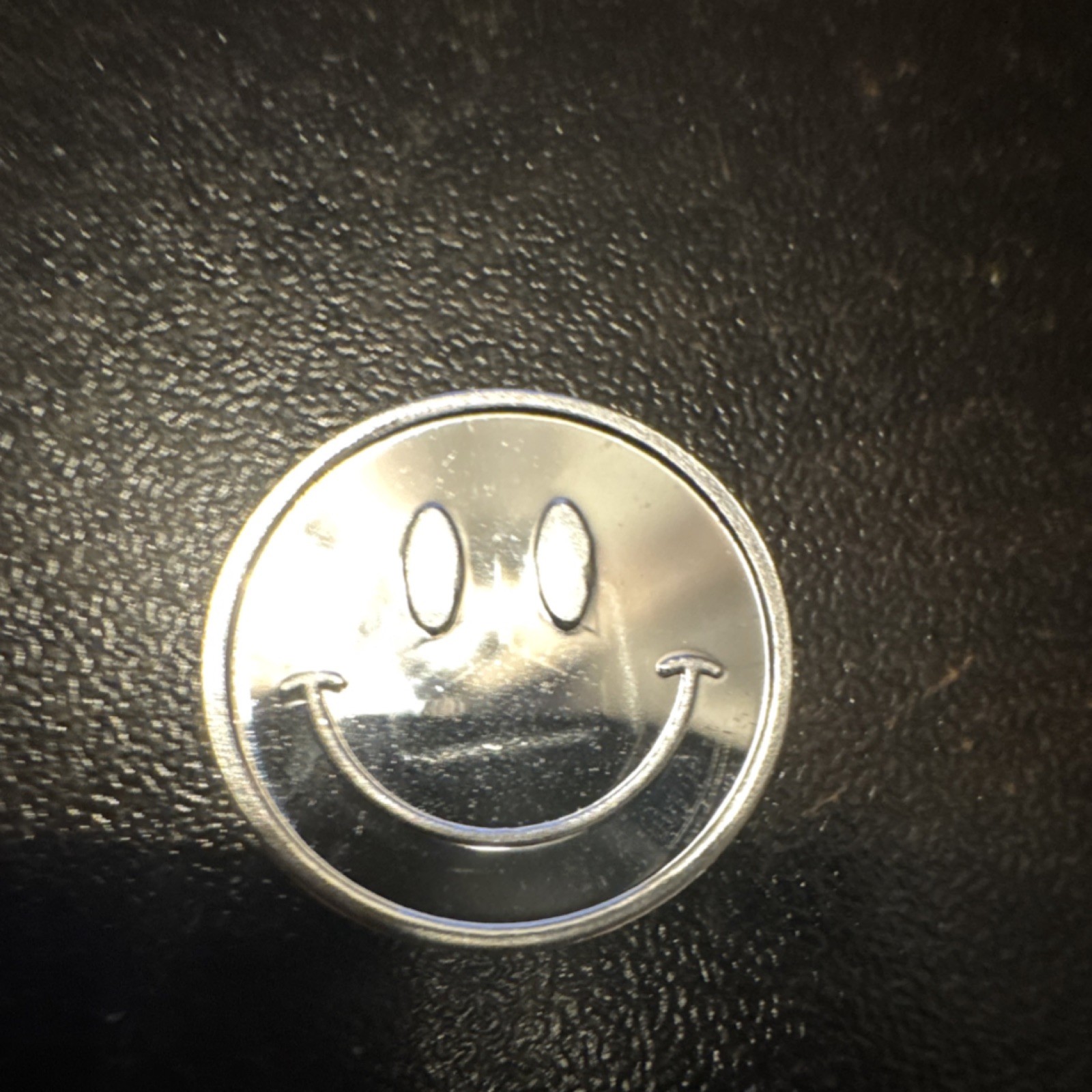 1 Gram .999 FineSilver Round Smiley Facelow cost shipping