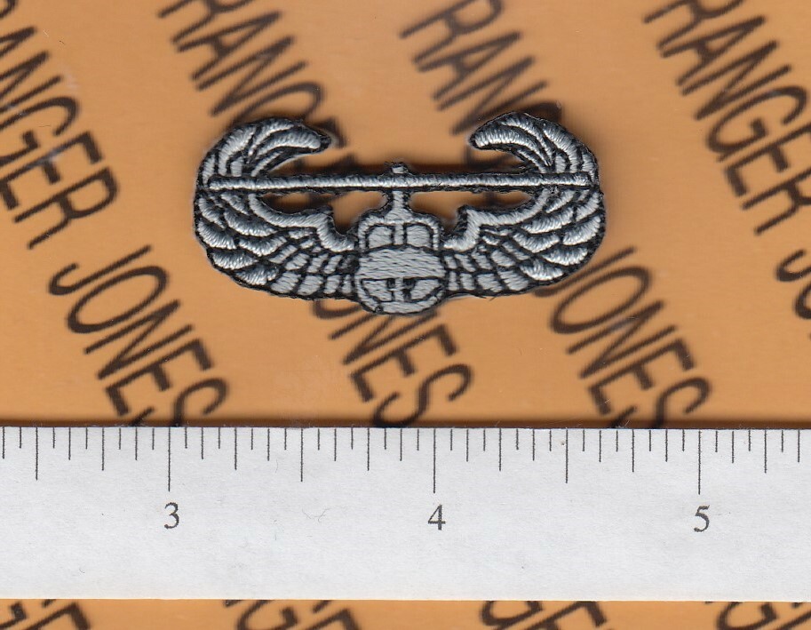 US Army AIR ASSAULT wing ~1.5" fullsized cloth qualification 2 style award patch