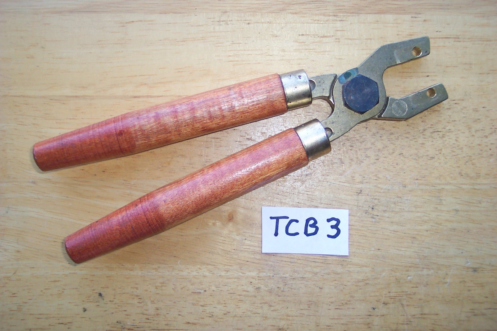 THOMPSON CENTER ARMS T/C BRASS MOLD HANDLES