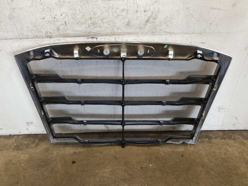 Grille 1720801006 for Freightliner Cascadia 126 (610-13179)