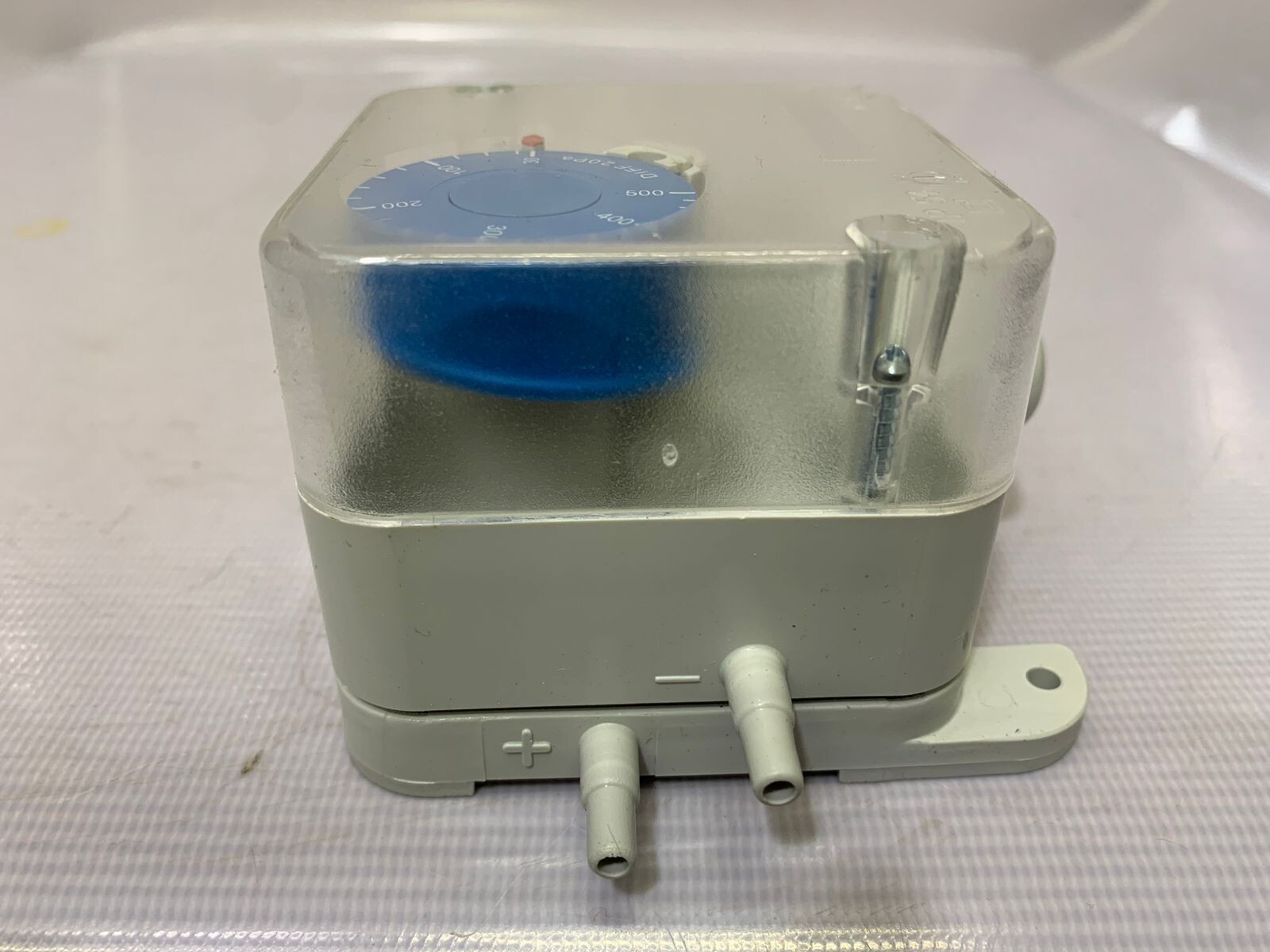 HK Instruments / Differential Pressure Switch / PS500B