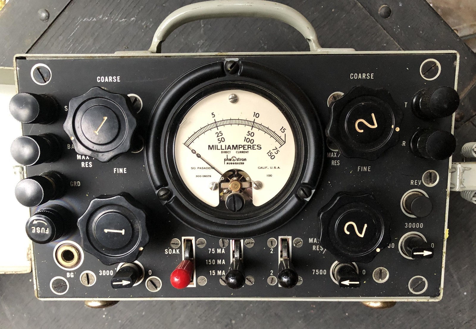 Signal Corps Test Set I-181B Meter military u.s army vintage us marine view