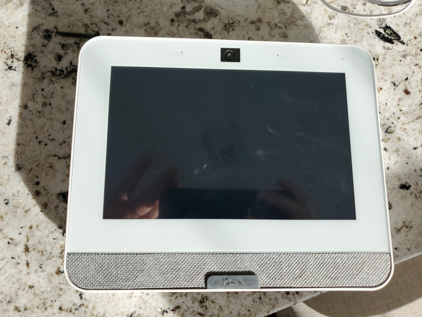 Qolsys 7" Touchscreen IQ Panel 4 PowerG 319.5MHz - White
