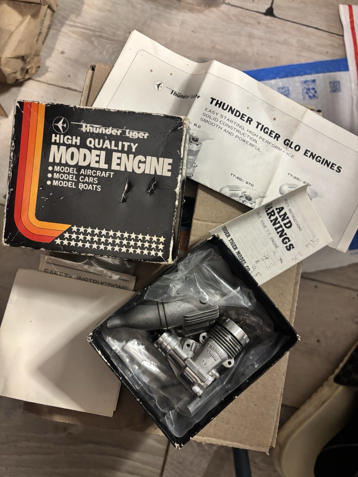 Thunder Tiger, 15 V With Muffler