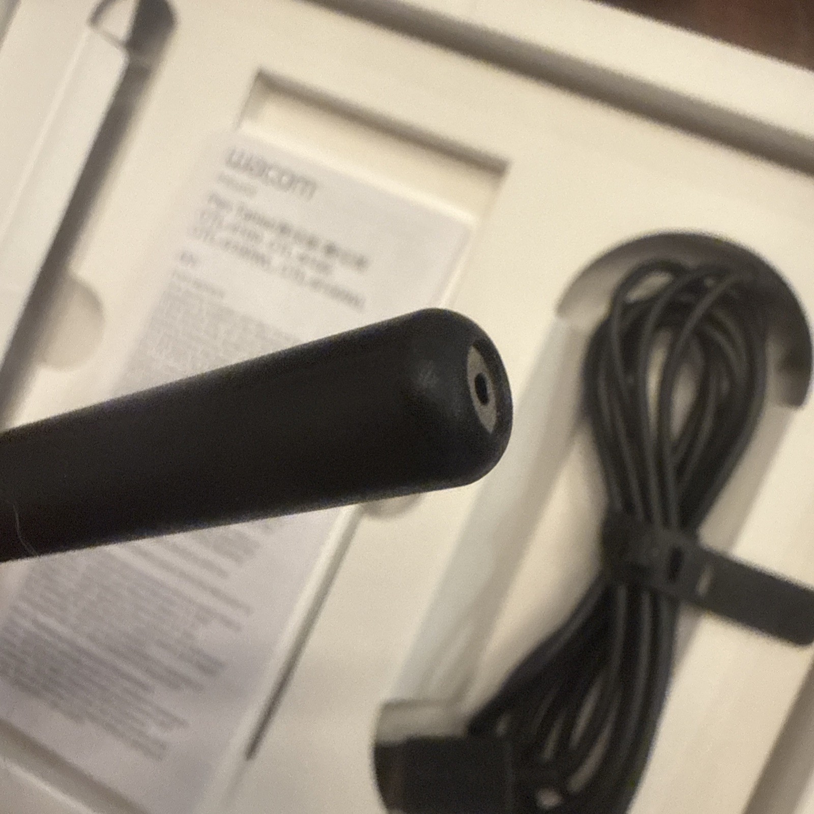 Wacom Intuos Small Graphics Drawing Tablet with Pen Stylus & USB Cable CTL-4100