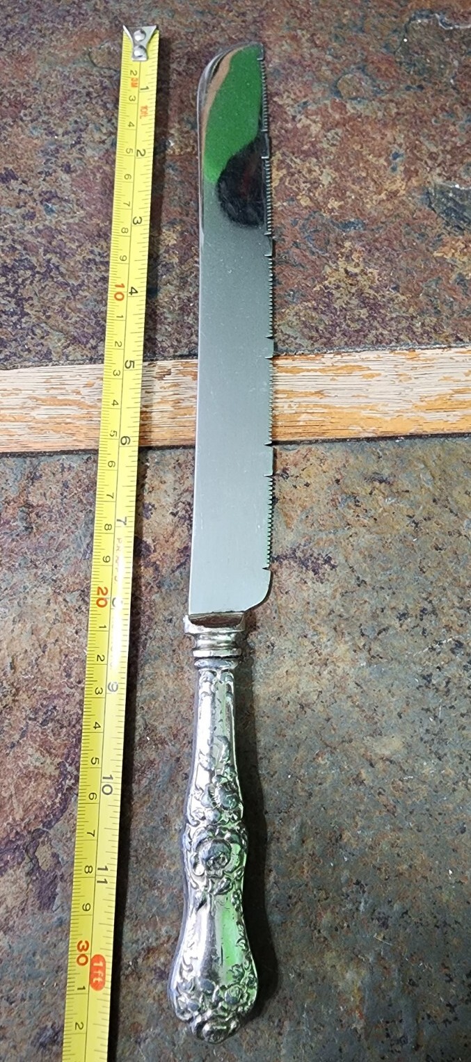 VTG SHEFFIELD ENGLAND 🇬🇧 ORNATE DISTRESSED SILVERPLATE HANDLED BREAD 🍞 KNIFE