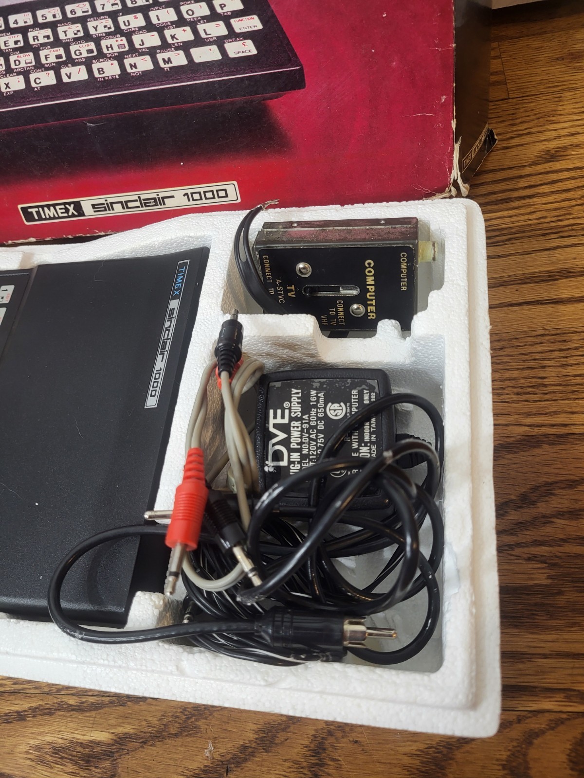 Vintage Timex Sinclair 1000 Personal Computer ONLY w/Manual + Cords UNTESTED