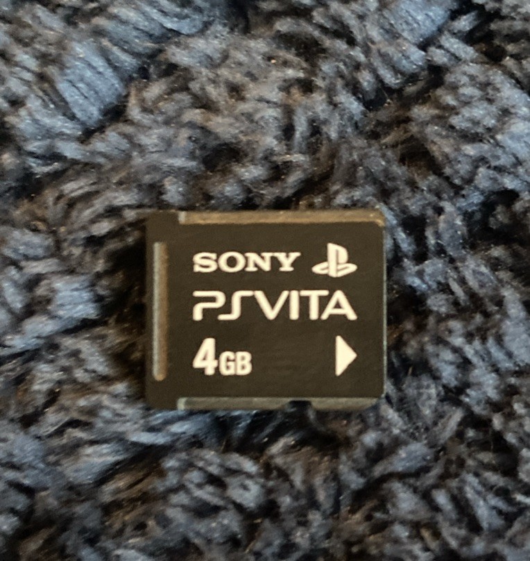 Sony Playstation PS Vita 4 gb Memory Card PCH-Z041 for PSV (A)