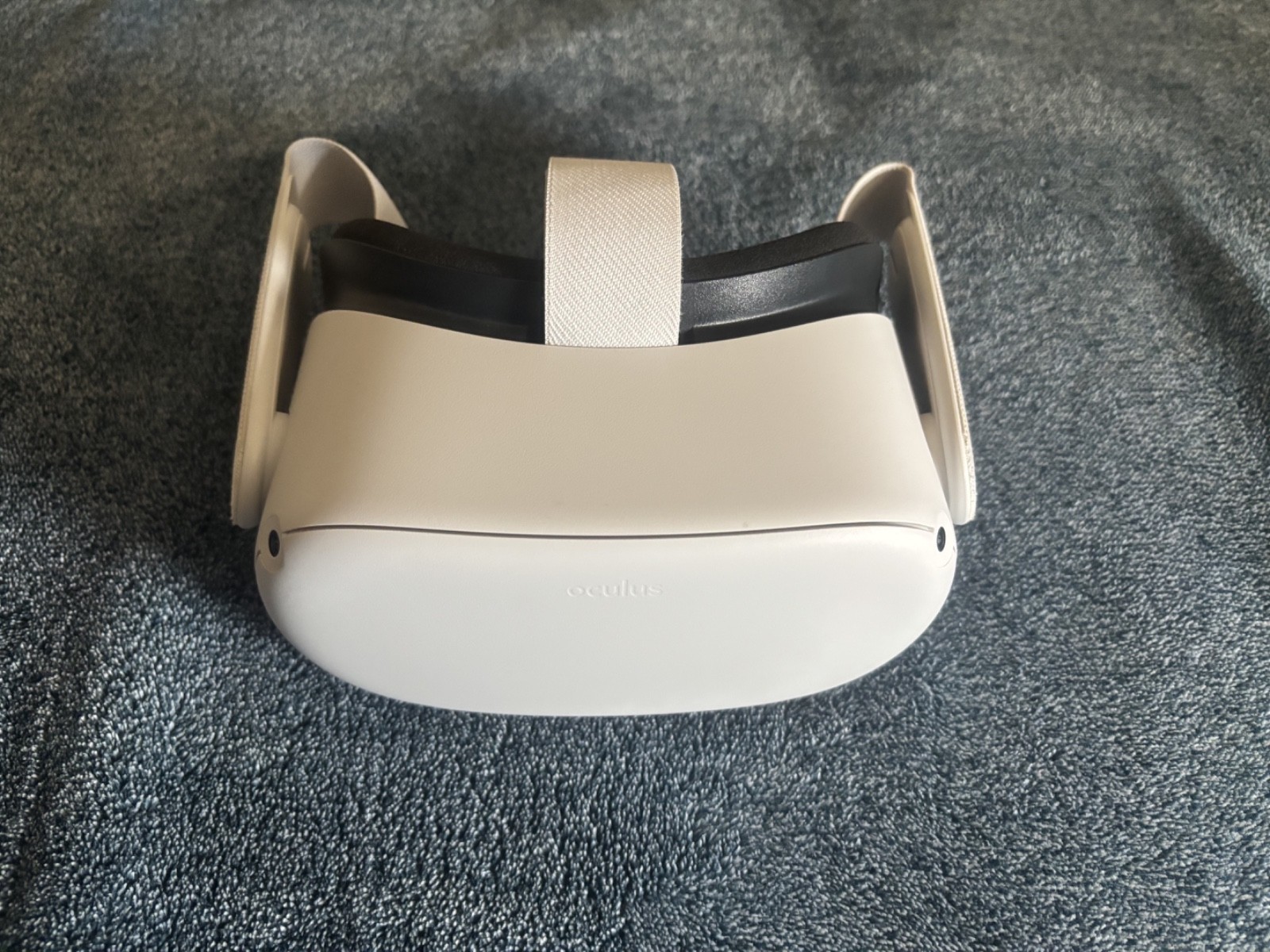 Meta Oculus Quest 2 128GB VR Headset with Controllers