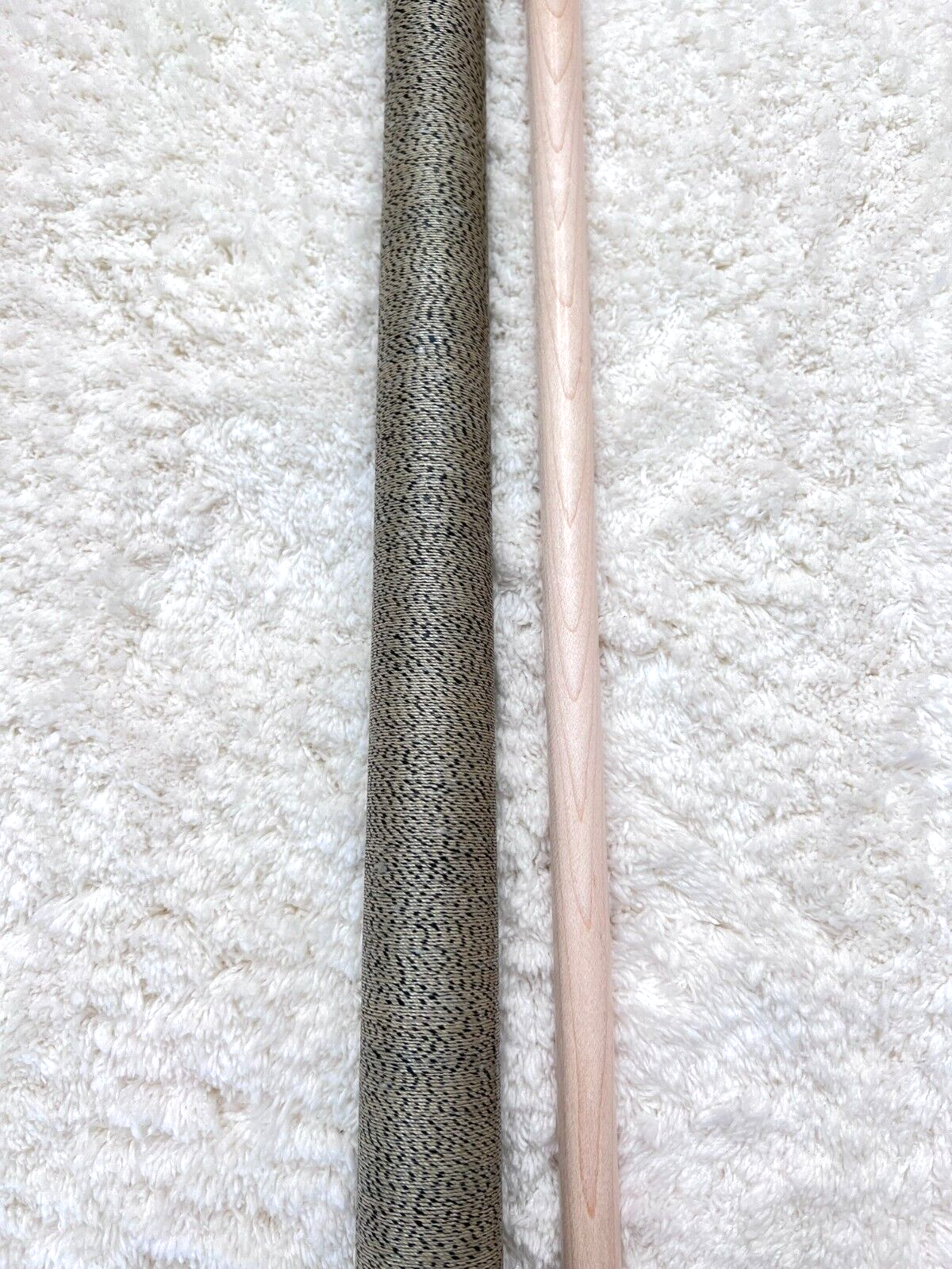 IN STOCK, JOSS 20-52 Pool Cue, FREE HARD CASE