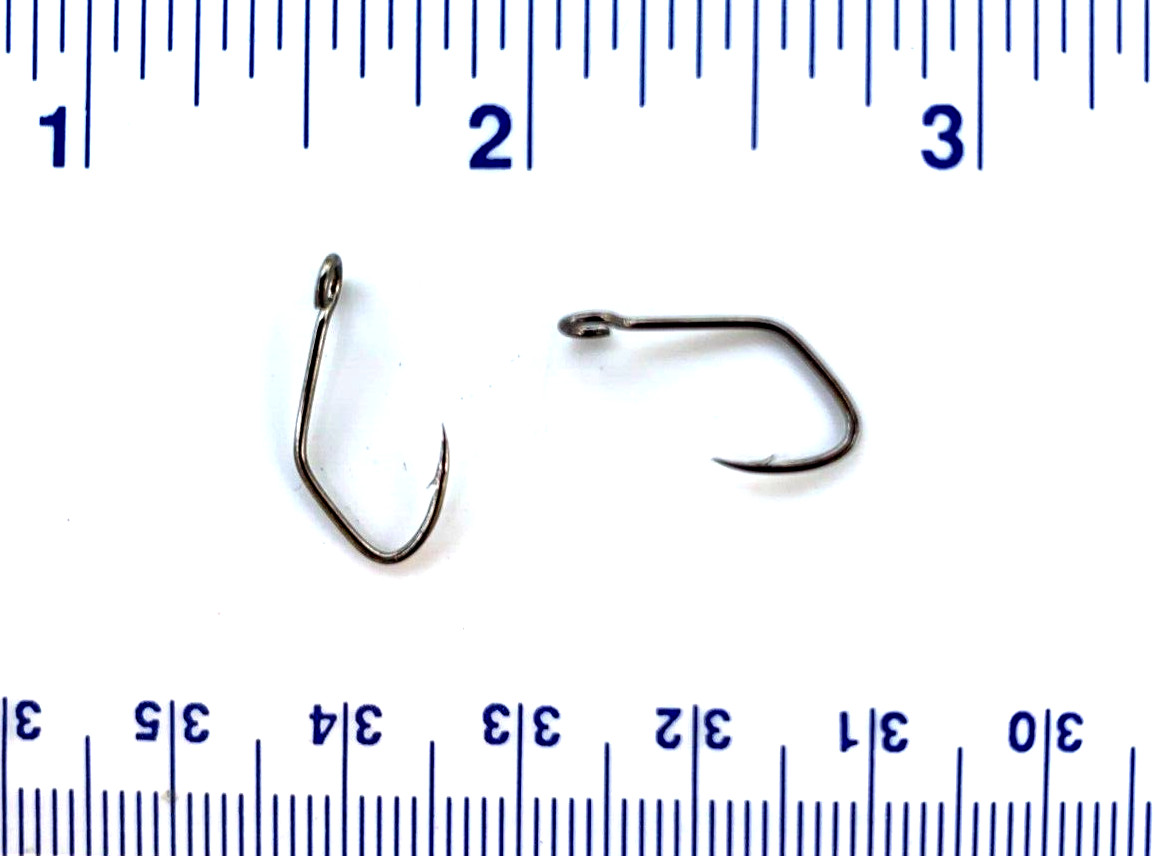 100 Matzuo 150010 black chrome Siwash Open Eye fish hooks size 10