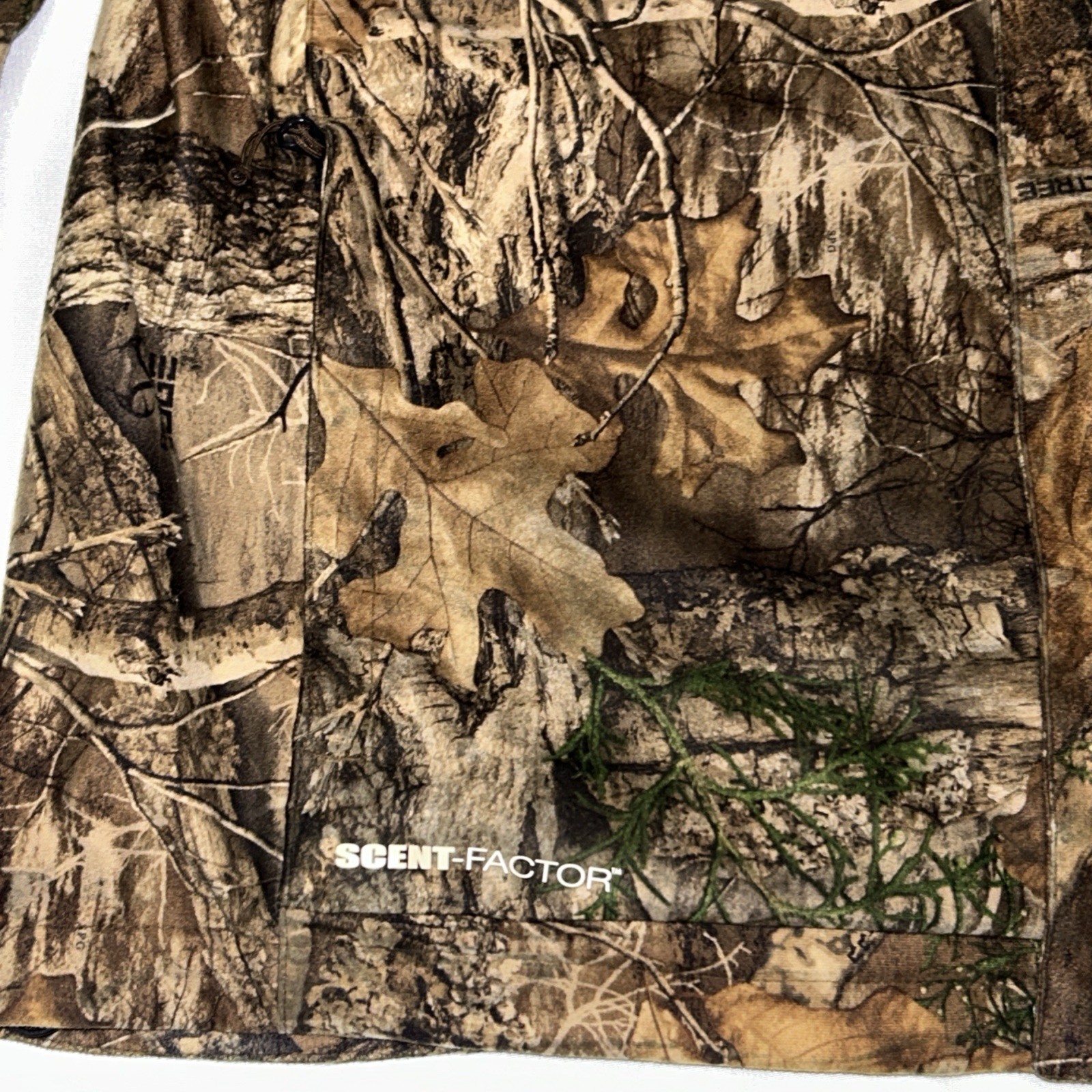 Real Tree Men’s Jacket Scent Factor Camo Size Medium Full Zip Pockets