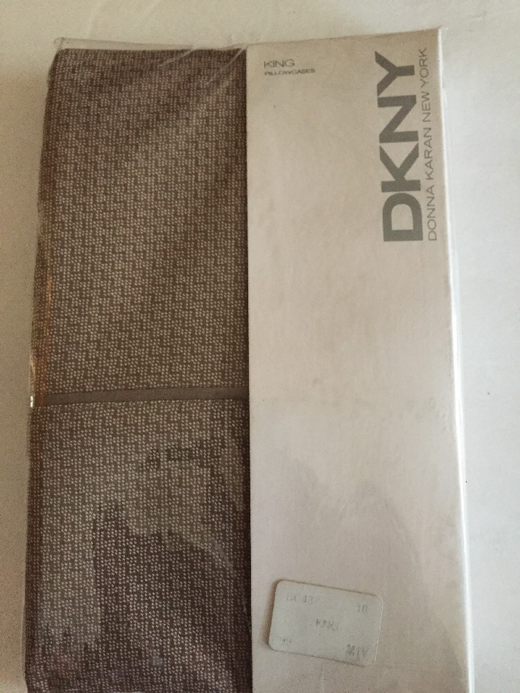 New King Size Pillowcase Set DKNY Neutral Tan Cream Soft Mix Match Crisp Cotton