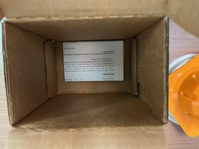 System Sensor 2400 smoke detector; NOS New in open box