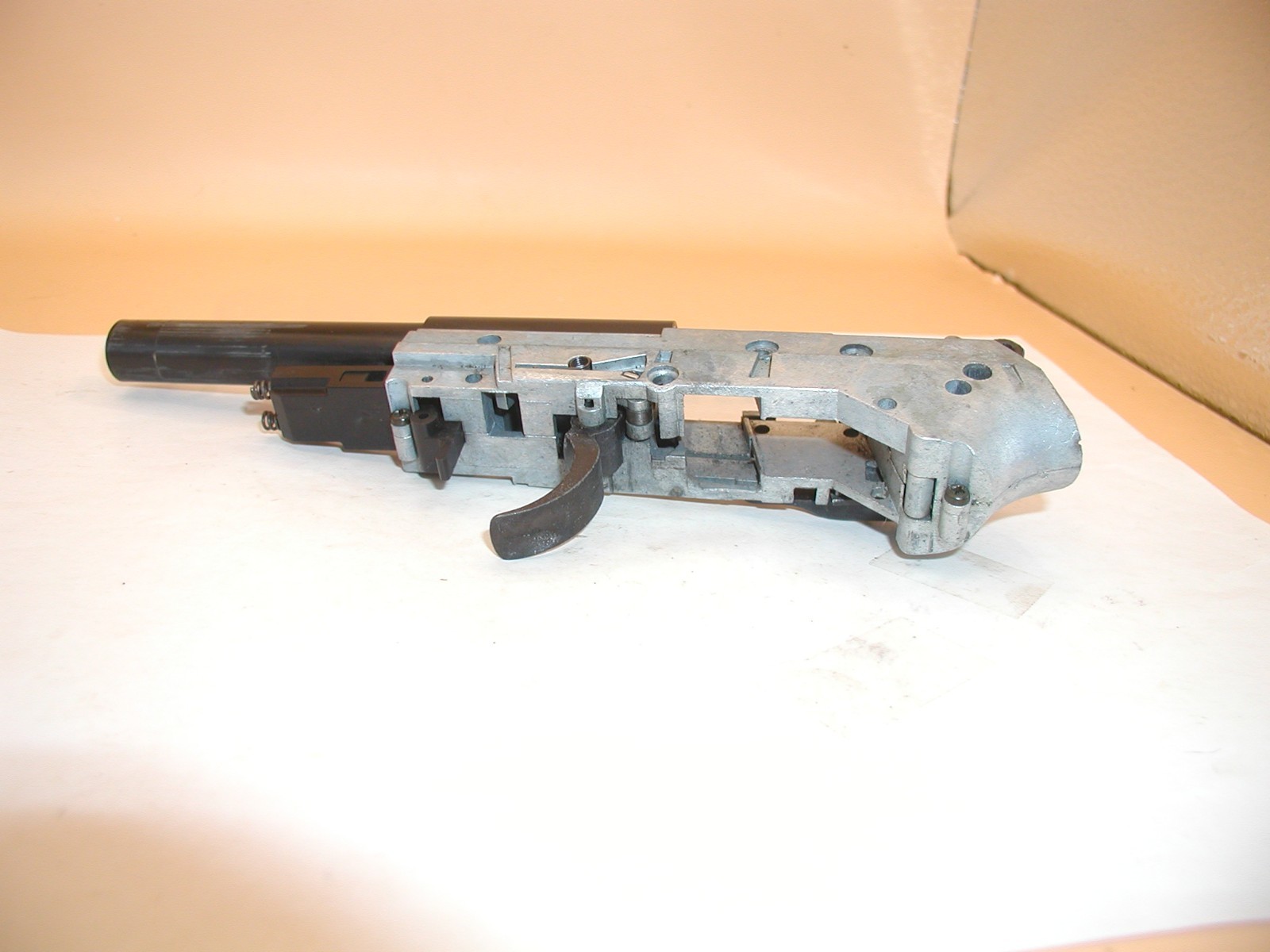 GAMO PT-85 Blowback Pistol - Mechanism Assembly