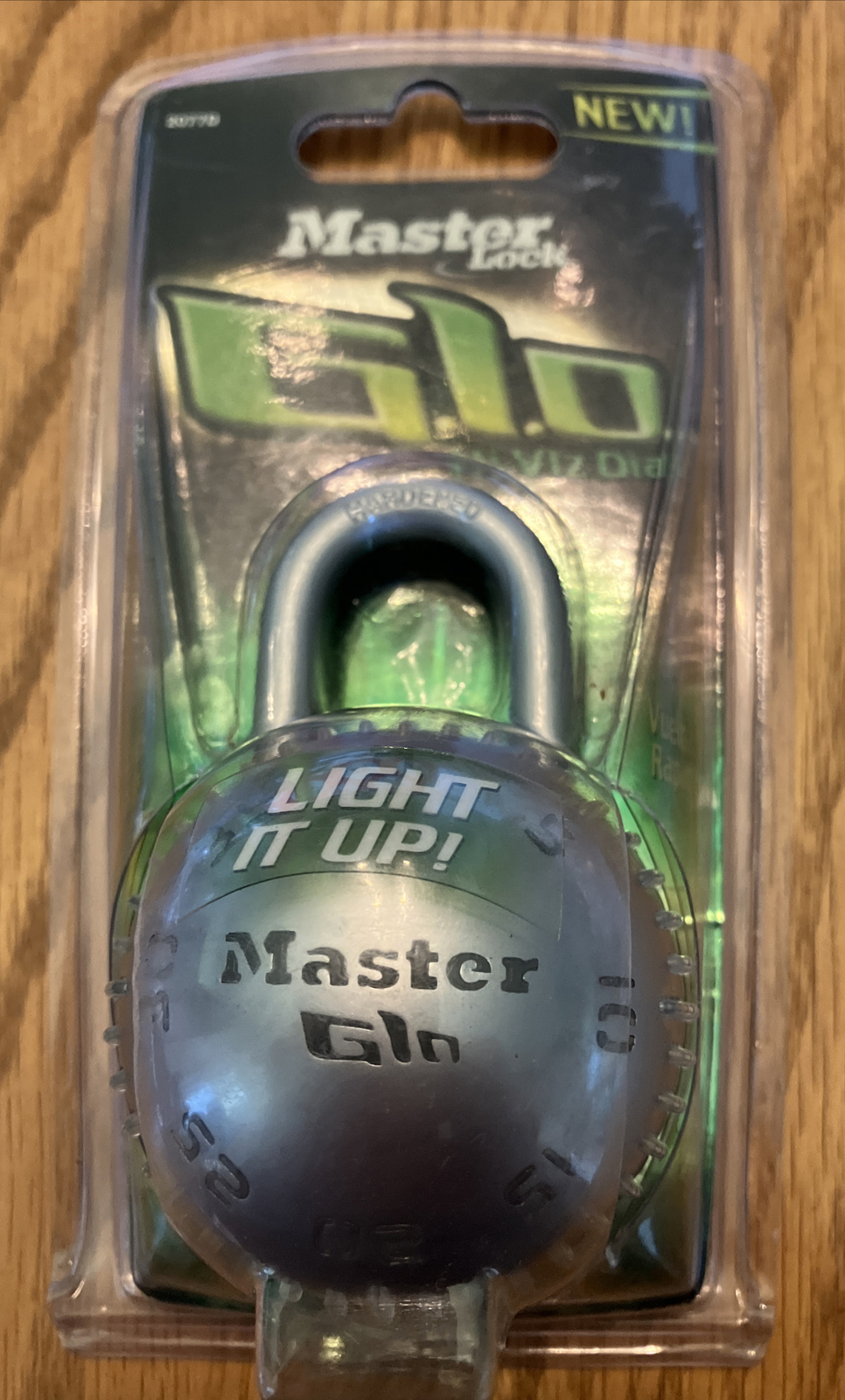 Master Lock G.l.o Hi-Viz Dial Combination Padlock 2077D Light Up Dial Green Nice