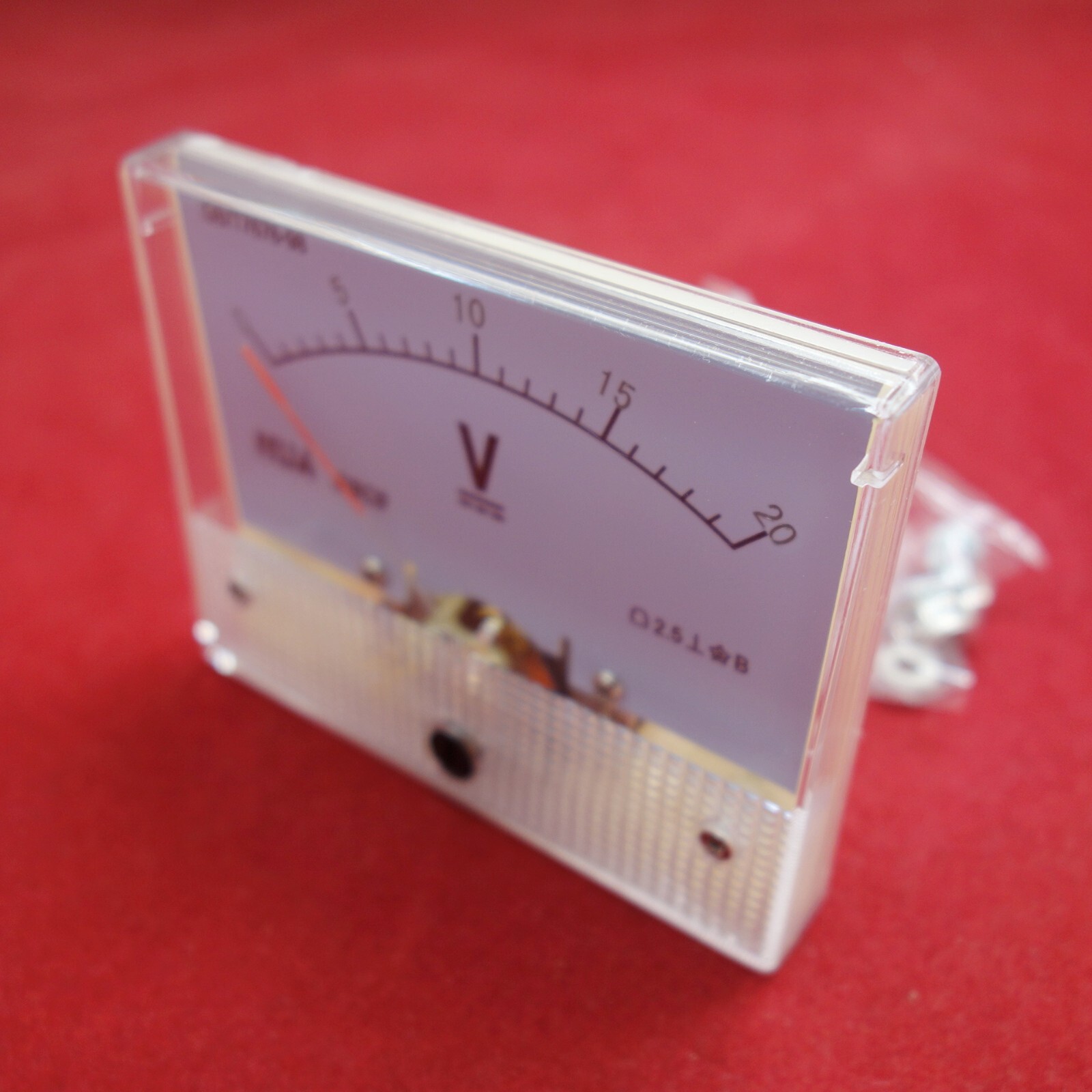 1PC DC 0-20V Analog VOLTMETER Voltage Meter 80*65MM 69C9 direct connect