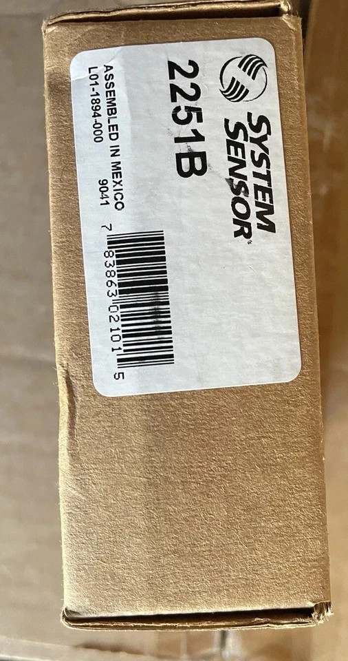PACK OF TWO (2) NEW SYSTEM SENSOR 2251B SMOKE DETECTOR