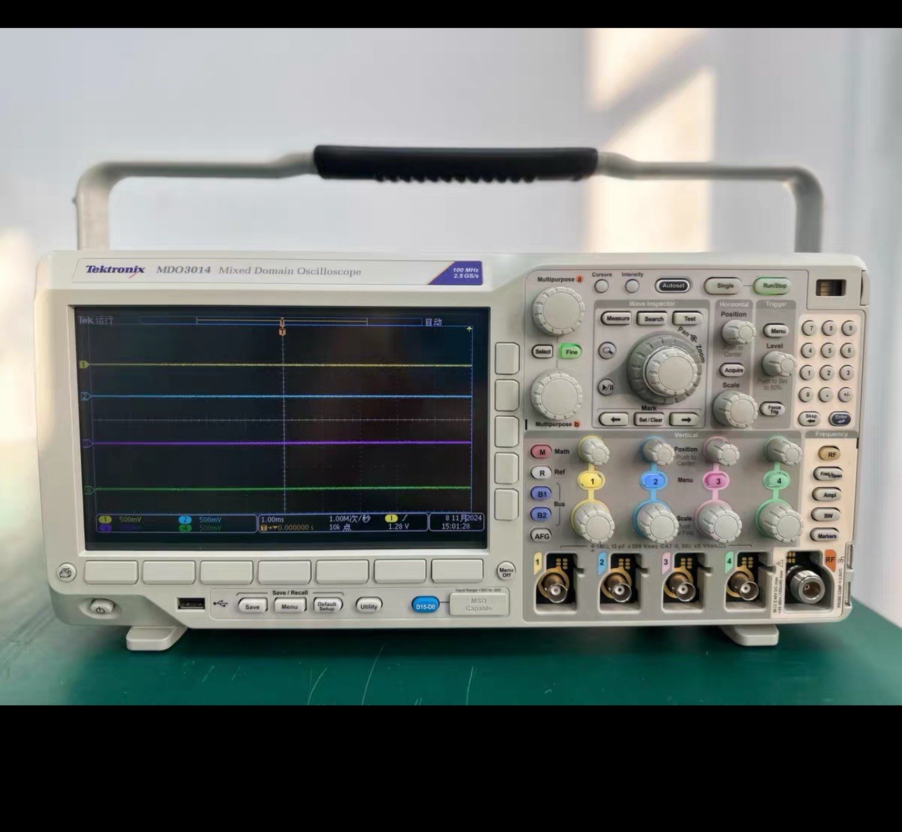 1PC Tektronix MDO3014 Mixed Domain Oscilloscope, 4CH, 100 MHz, 2.5 GS/s, MDO3000