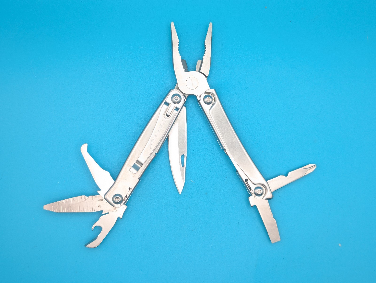 Leatherman Rev 3.8" Multi-Tool, Stainless!
