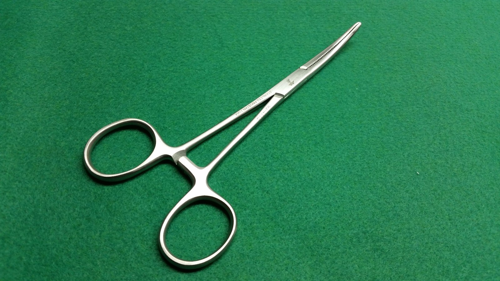 O.R GRADE PEAN FORCEPS SERRATED CVD 5.5'' SATIN FINISH SURGICAL INSTRUMENTS