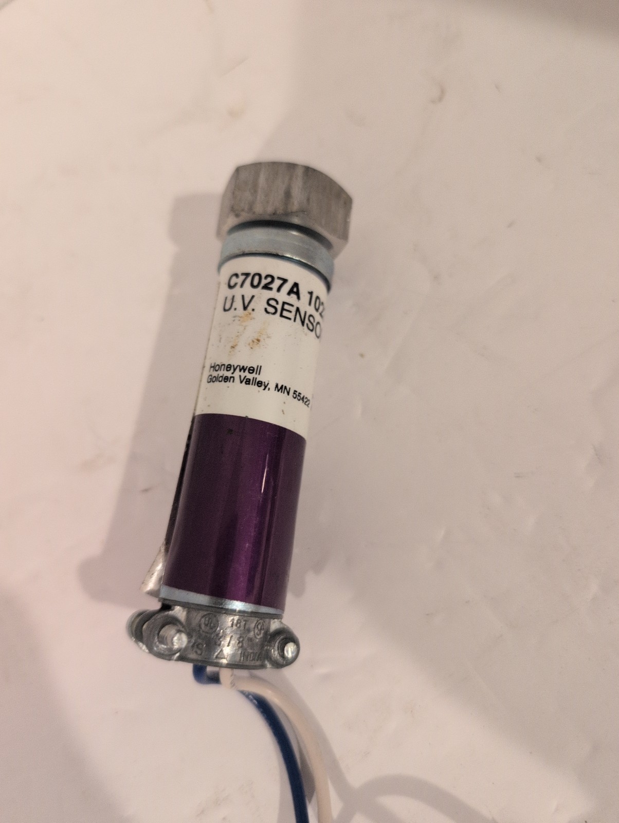 Honeywell C7027A1023 UV Flame Sensor (Open Box)