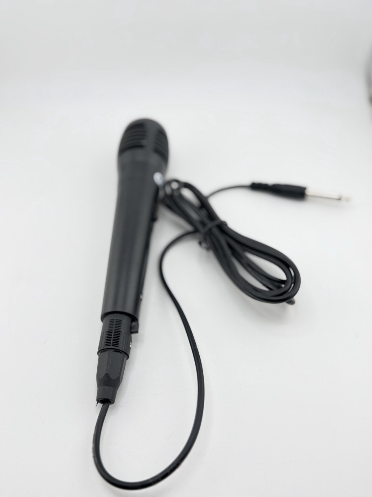 QFX M‑210 Wired Dynamic Microphone Unidirectional with 8ft Cable – Tested