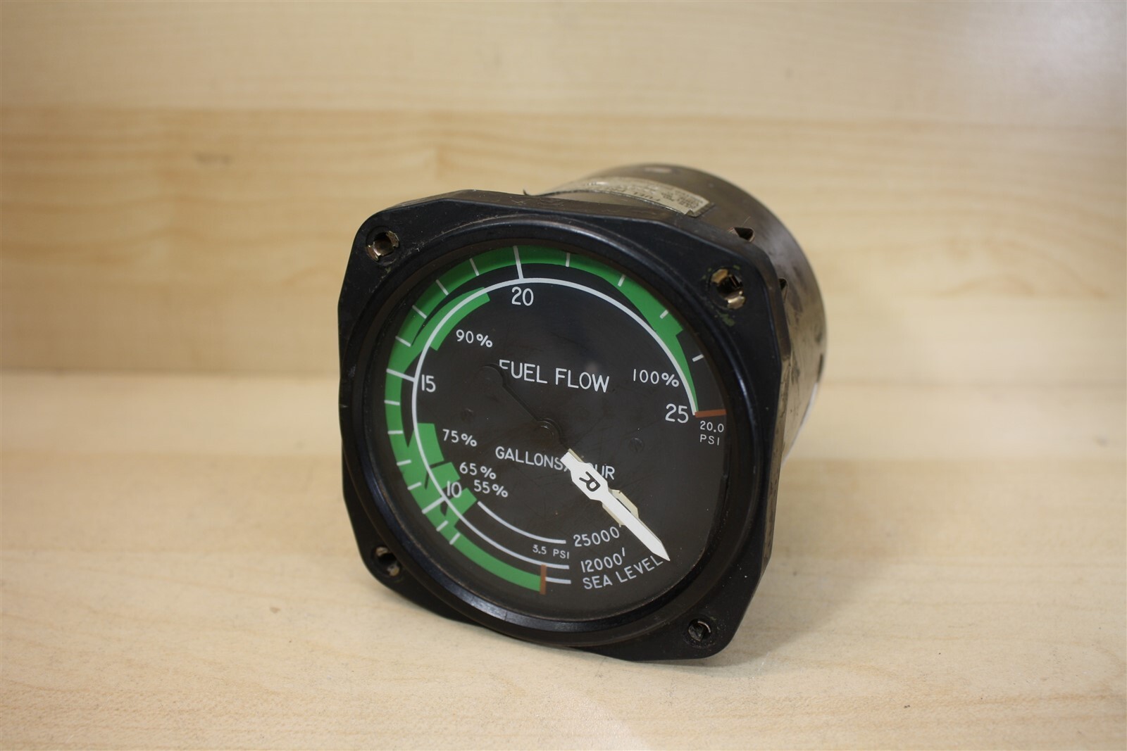 United Instruments 6221 Code G.57 Fuel Pressure Indicator