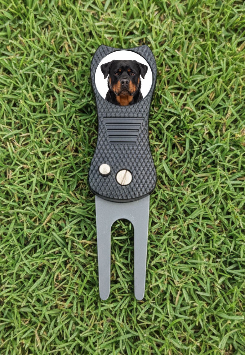 Black Mahogany Rottweiler Dog Golf Ball Marker + Premium Switchblade Divot Tool