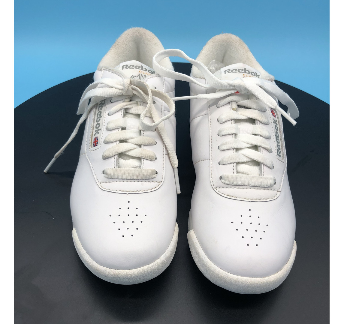 Reebok Size 7 Sneakers RB801 Womens