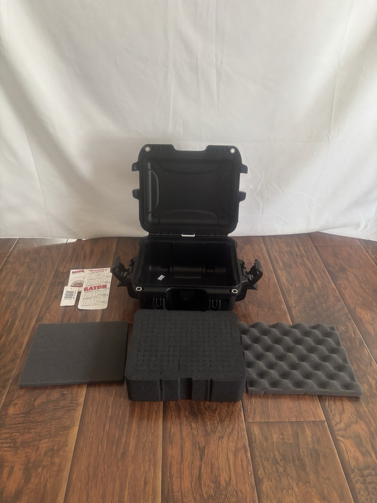 Gator GU-0907-05-WPDF Titan Series Waterproof Case with Diced Foam