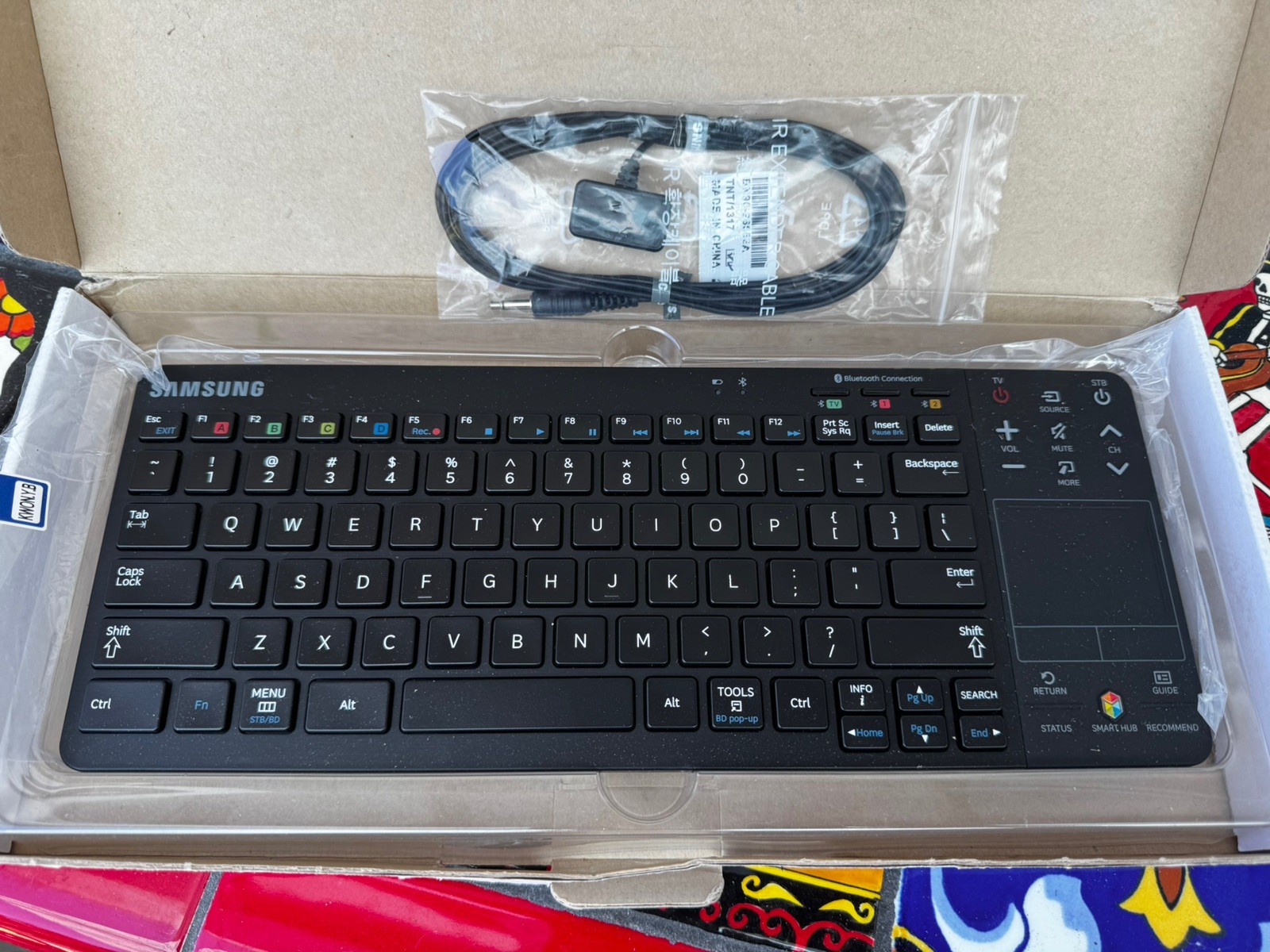 SAMSUNG VG-KBD2000 Smart Wireless Keyboard Smart TV Bluetooth Touch Pad NEW