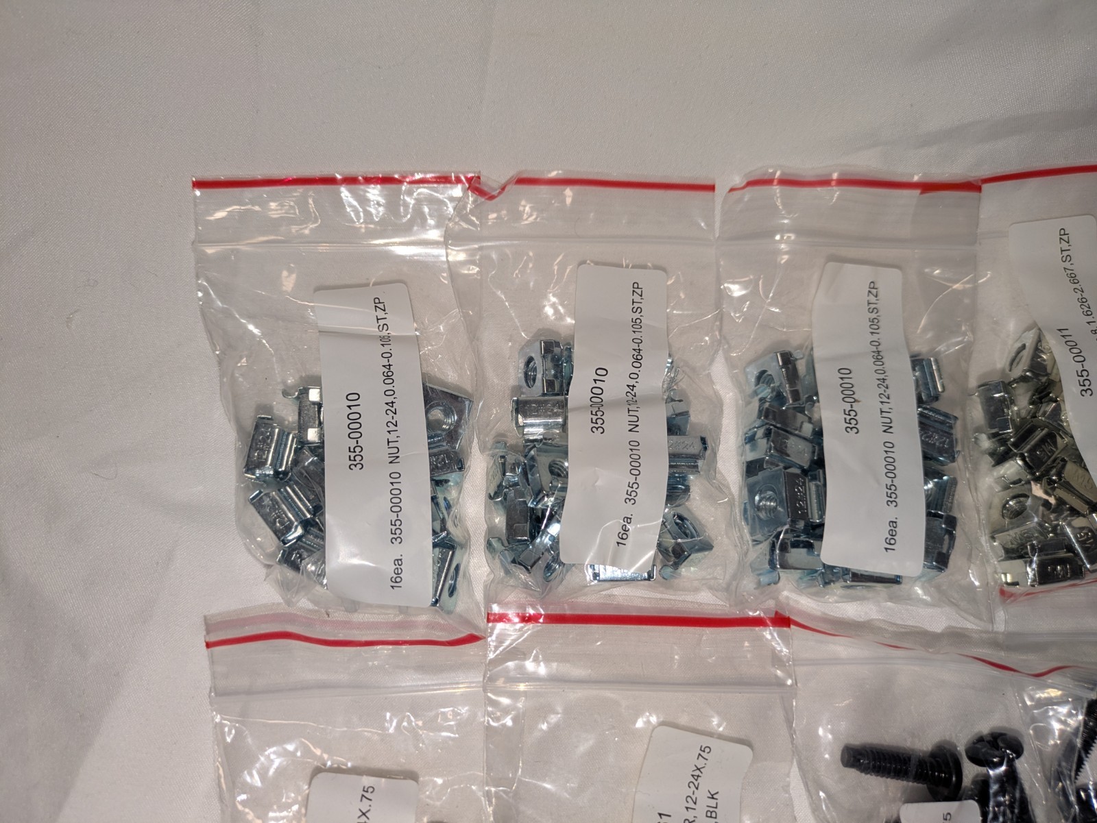 NetApp Rack Mount Hardware Screw & Cage Nut Lot