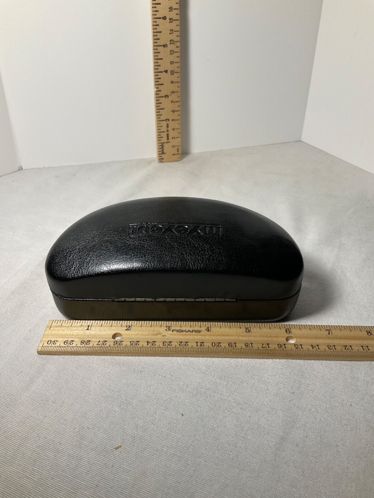 Myeyedr sun/eyeglasses hard case hinged black