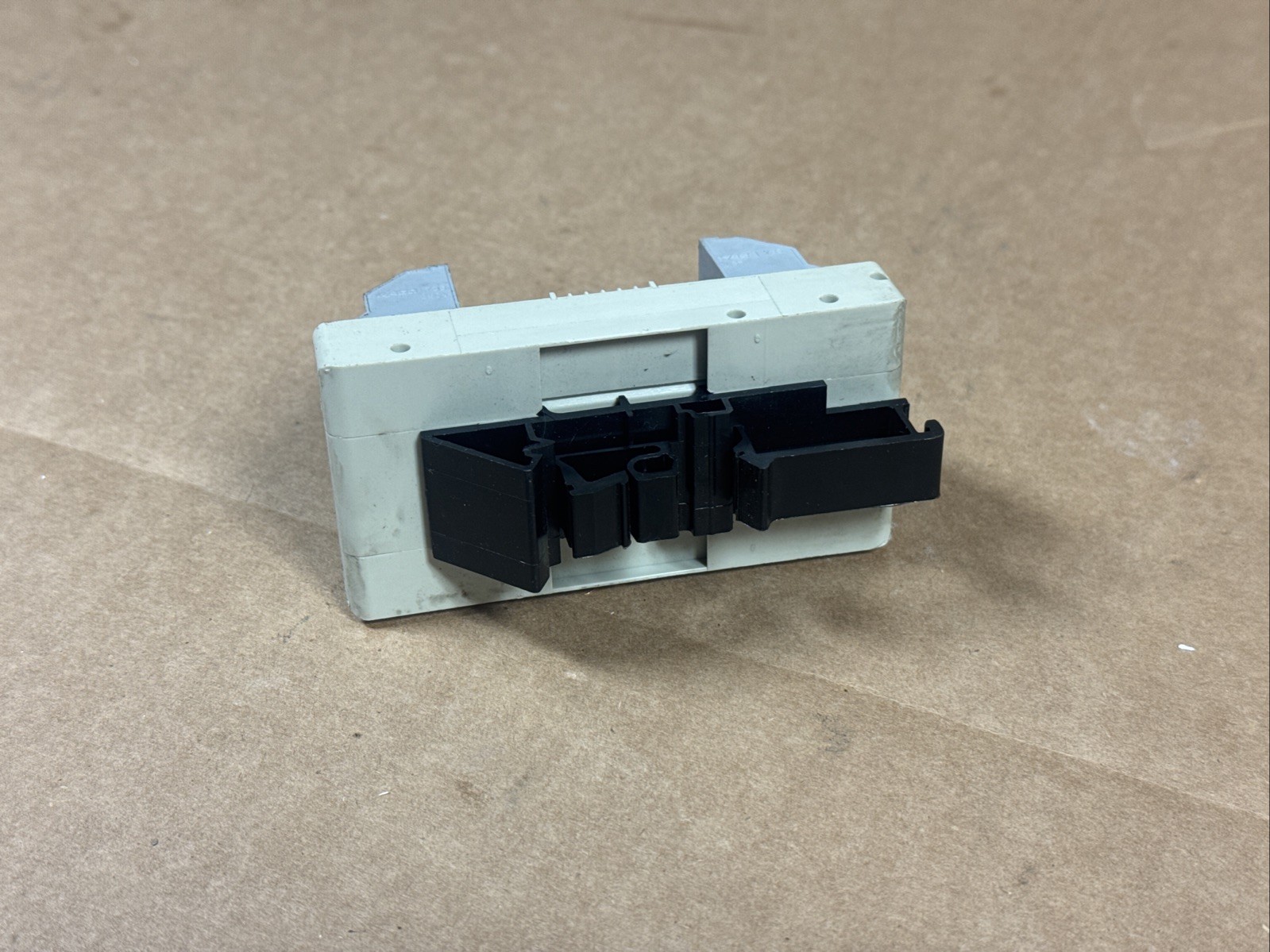 Pilz 535120 Interface Module PSEN ix1 WARRANTY FAST SHIPPING
