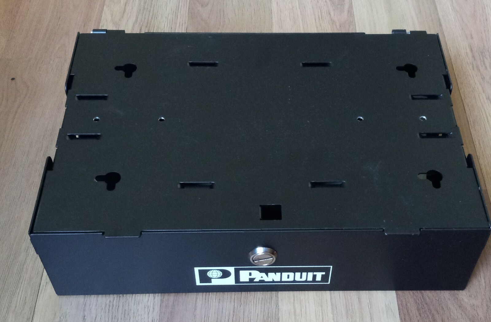Panduit WMCPE Wall Mount Punchdown Consolidation Point Enclosure