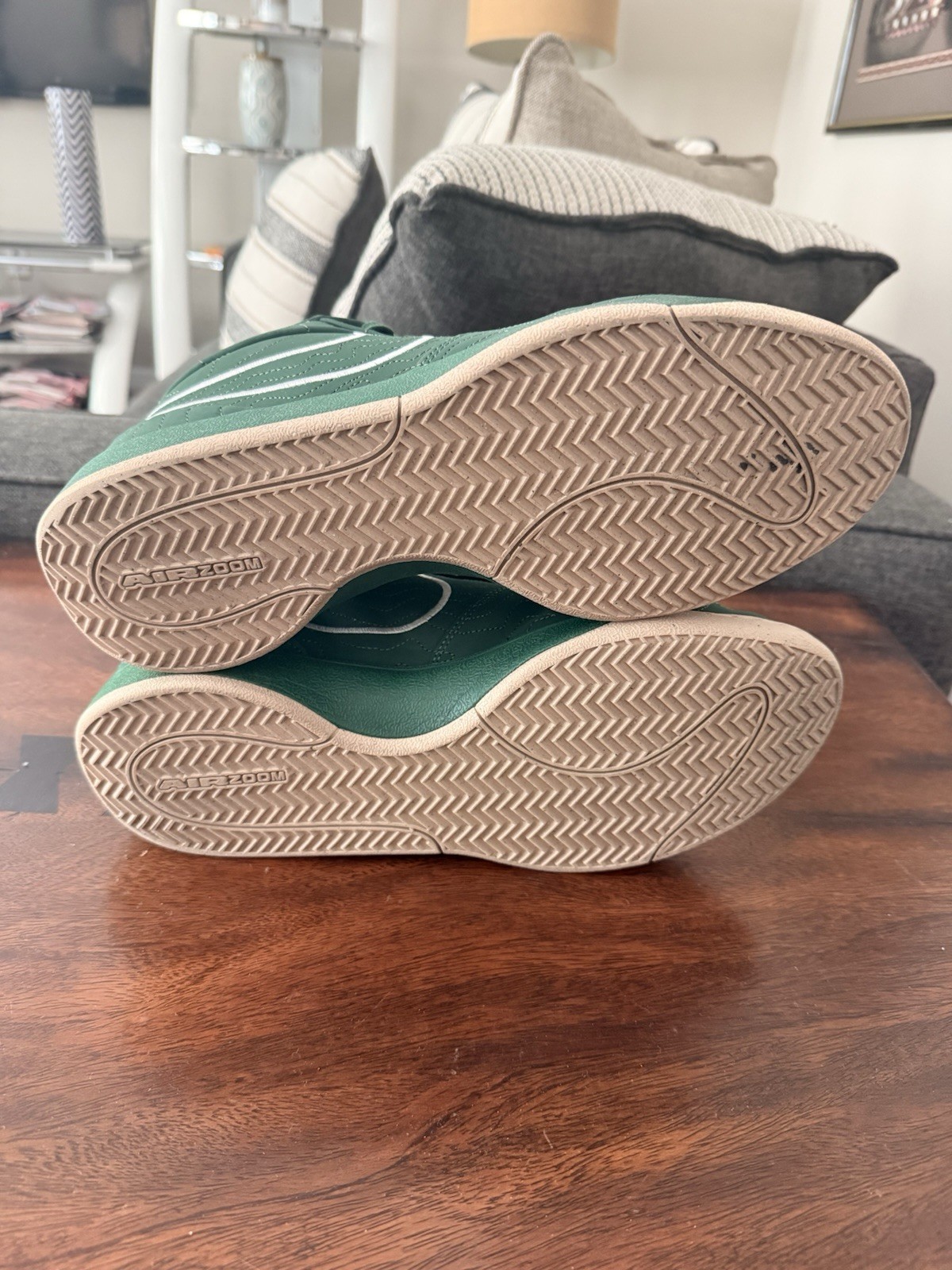 Nike Book 1