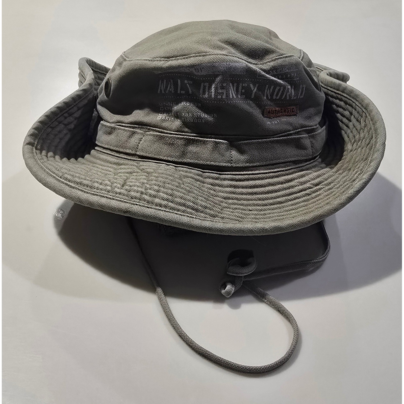 Walt Disney World Authentic Bucket Hat Adult Green Cotton Adventure Travel