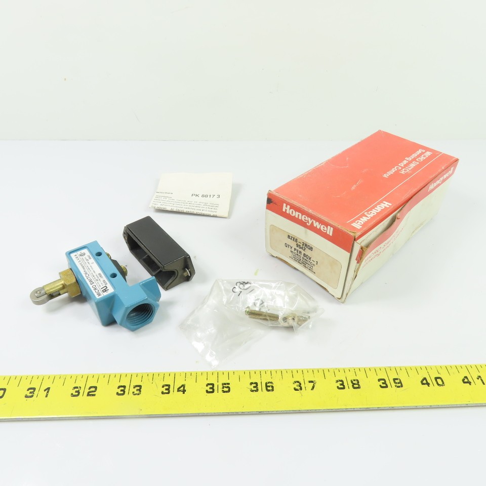 Honeywell BZE6-2RQ8 Micro Switch Roller Plunger Limit Switch 600VAC NEW