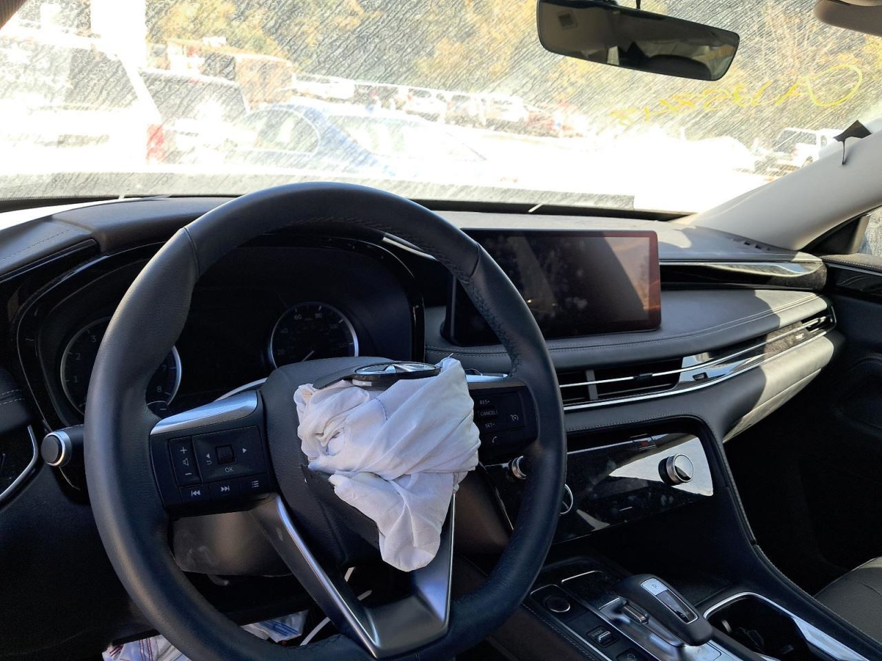 QX60 2023 Glove Box 4843420