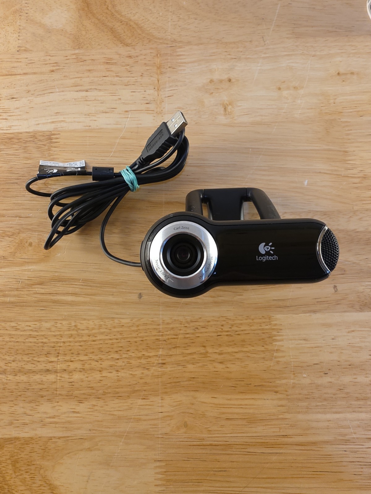 Logitech QuickCam Pro 9000 Webcam V-UBM46 USB Camera With Mic Carl Zeiss 2MP