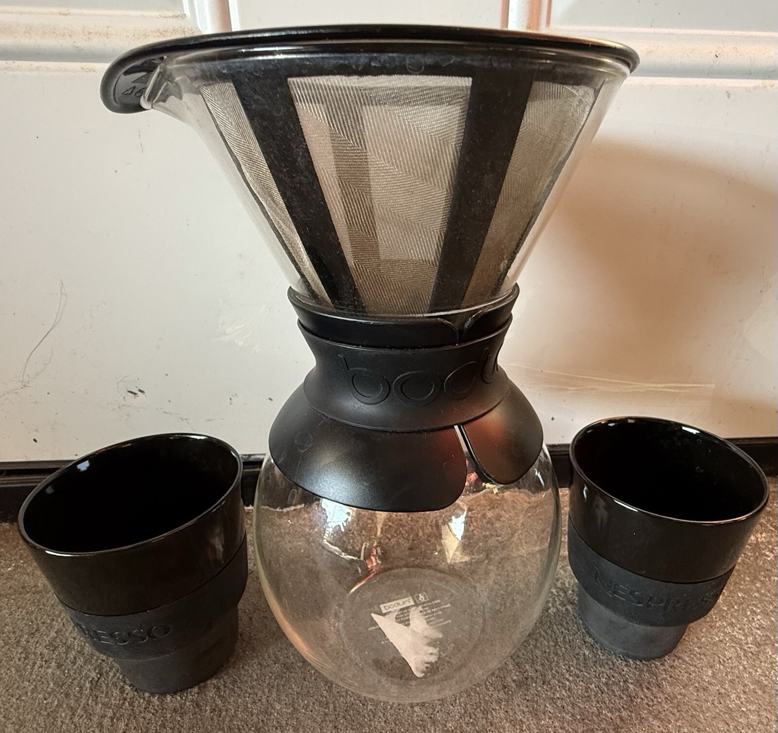 Bodum Pour Over Glass Coffee Removable Handle 32 Oz And 2 Nepresso Shot Cups