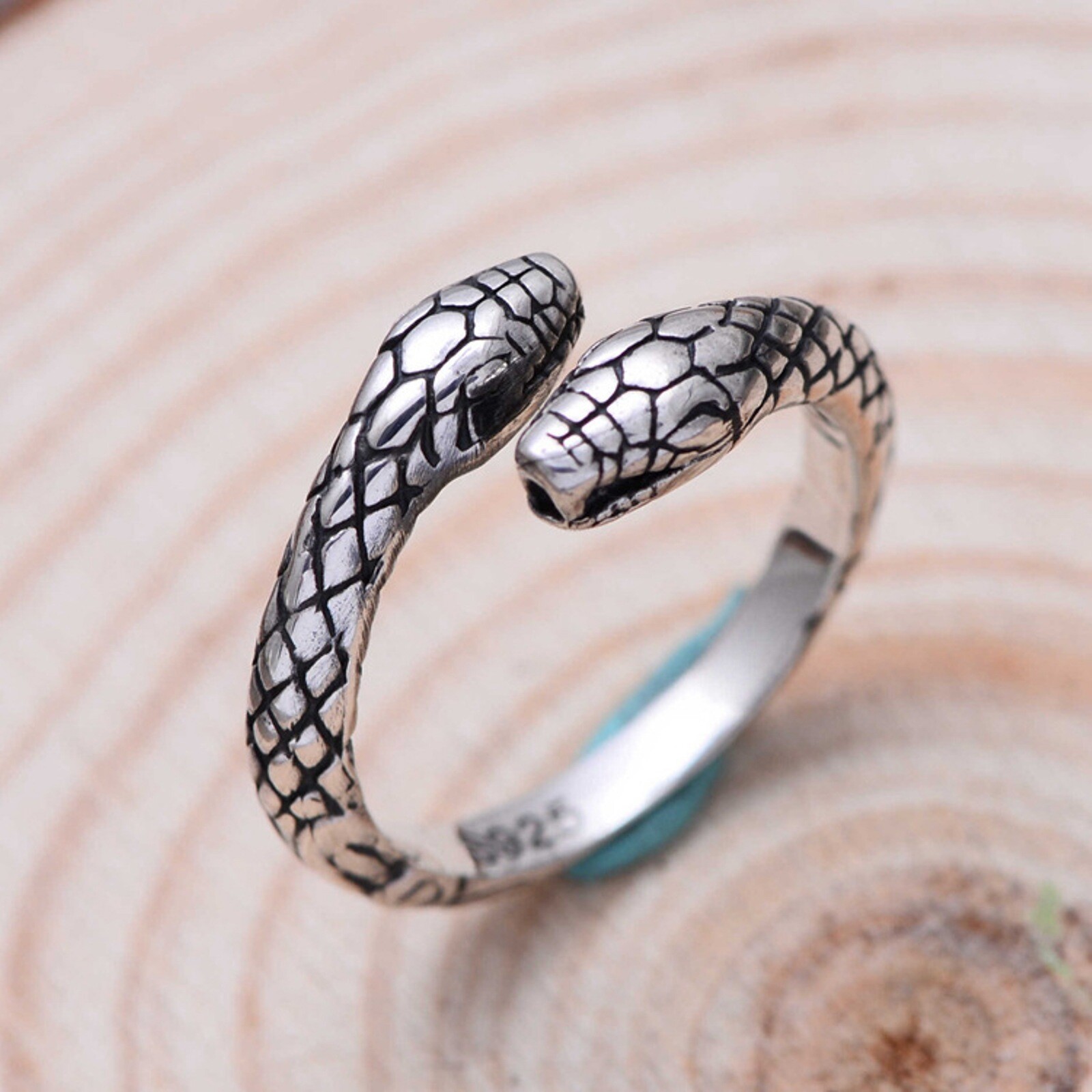 Retro Distress Snake Ring for Men and Women Double Snake Head Open Ring