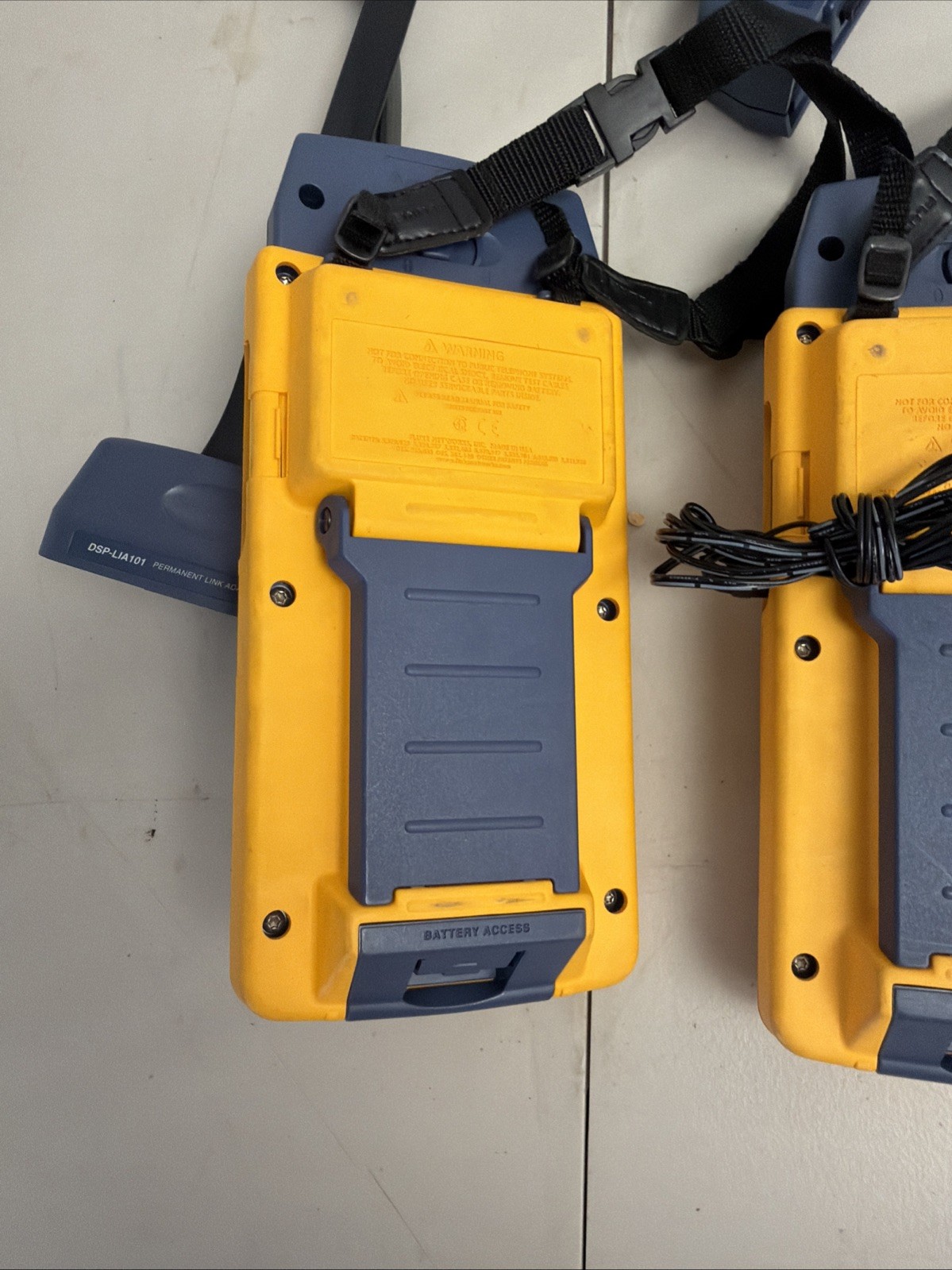 Fluke Networks DSP-4300 Cat6 Singlemode, Multimode Fiber Cable Tester DSP4300