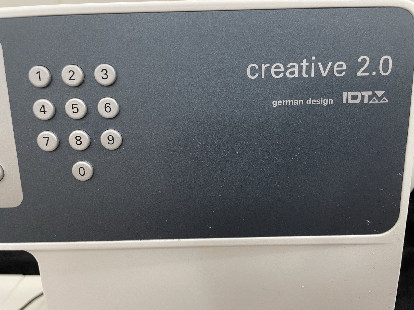 Pfaff Creative 2.0 Sewing Embroidery Machine P101 UNTESTED BUT GUARANTEED